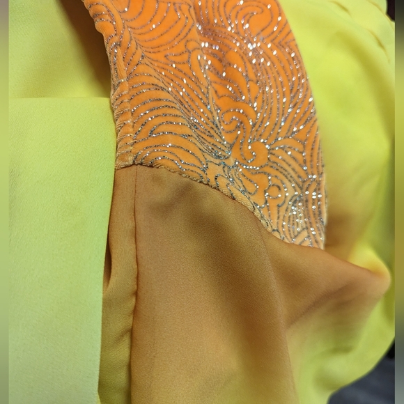 Beautiful Yellow/Orange Youth Skating Dress Size 12/14 Youth Jerry's Skating Wo - Picture 14 of 14